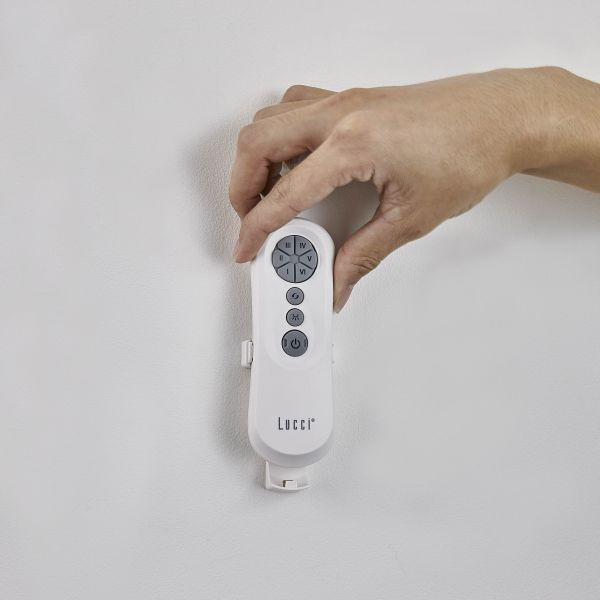 Beacon Deckenventilator mit Lampe Whitehaven chrom gebürstet Akazie dunkel